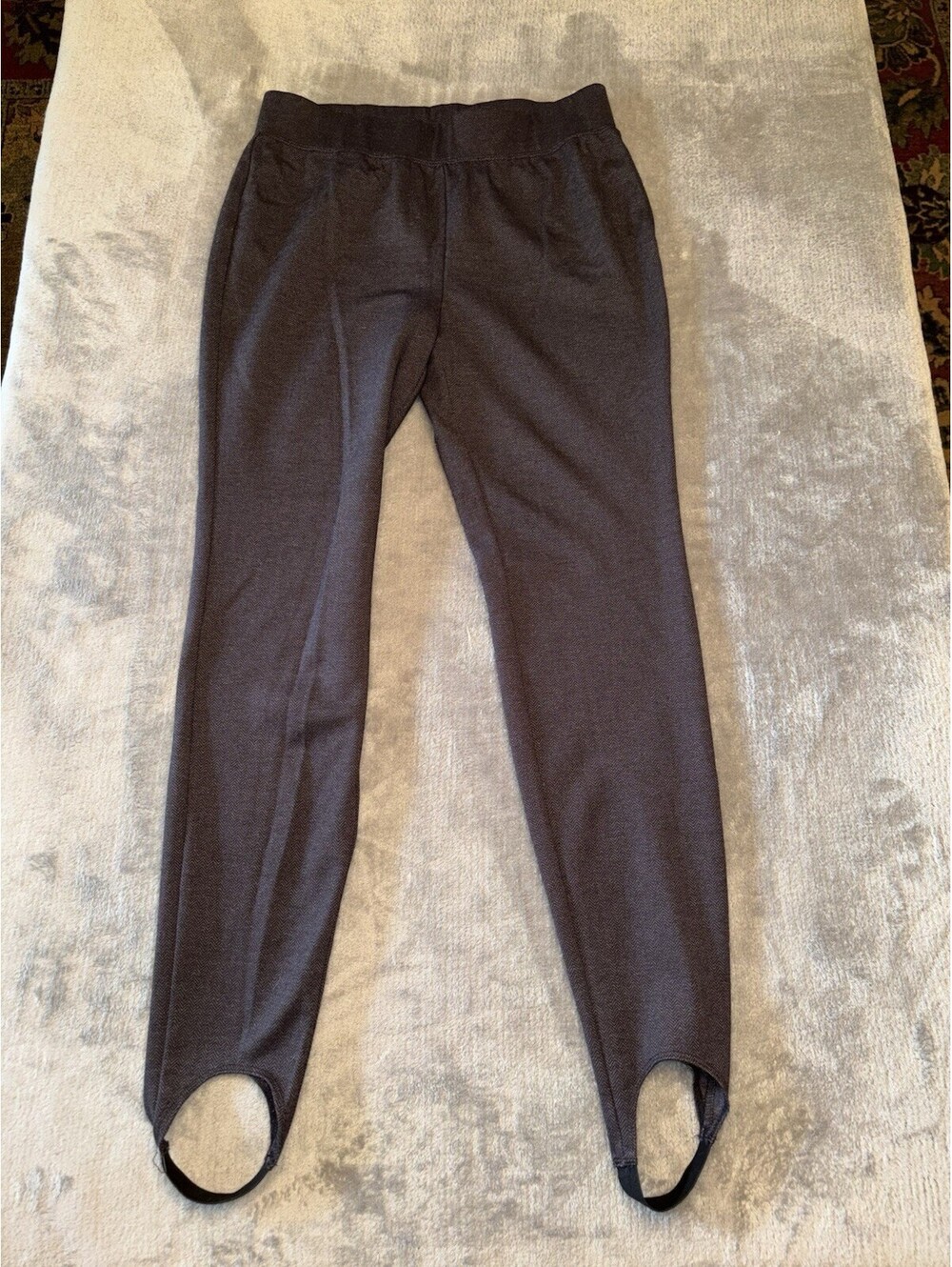 Chico's Size 0 Gray Textured Stirrup Pants Pull On Stretch Career Workwear